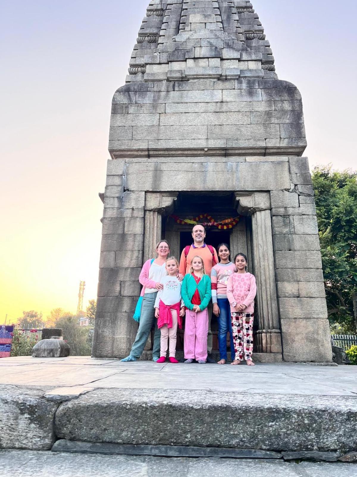 Shree Home Stay Dwarahat Exteriér fotografie